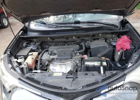 2018 Toyota Rav4 Xle z USA, uszkodzony, nr VIN JTMRFREV4JD234618